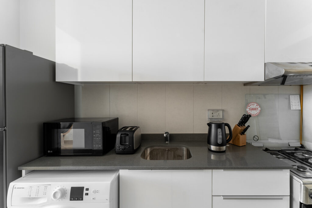 Muebles Modernos | Balcón | Espacioso