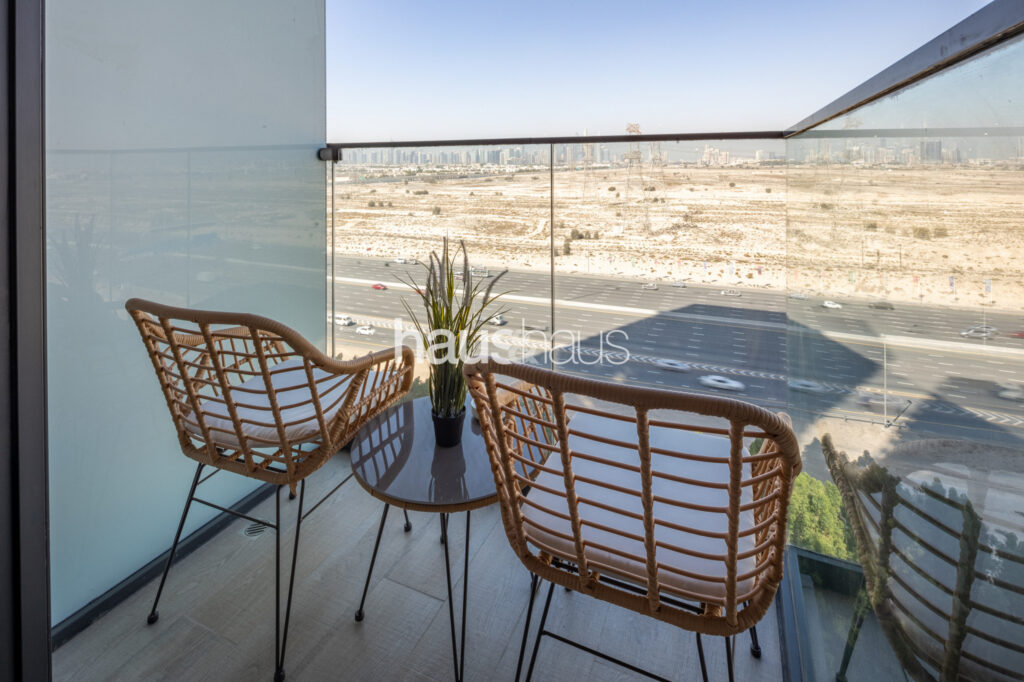 Contemporary | Skyline Views | Great Facilities