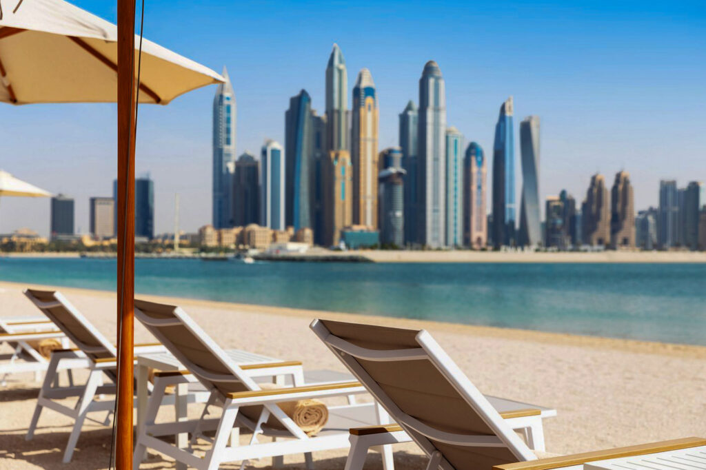 Direct Beach Access | Hotel Facilities| Sleeps 3