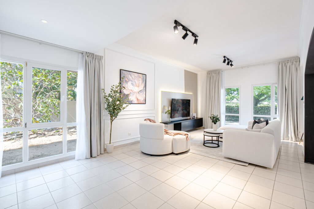 Ideal for Families | Lake View | Very Spacious