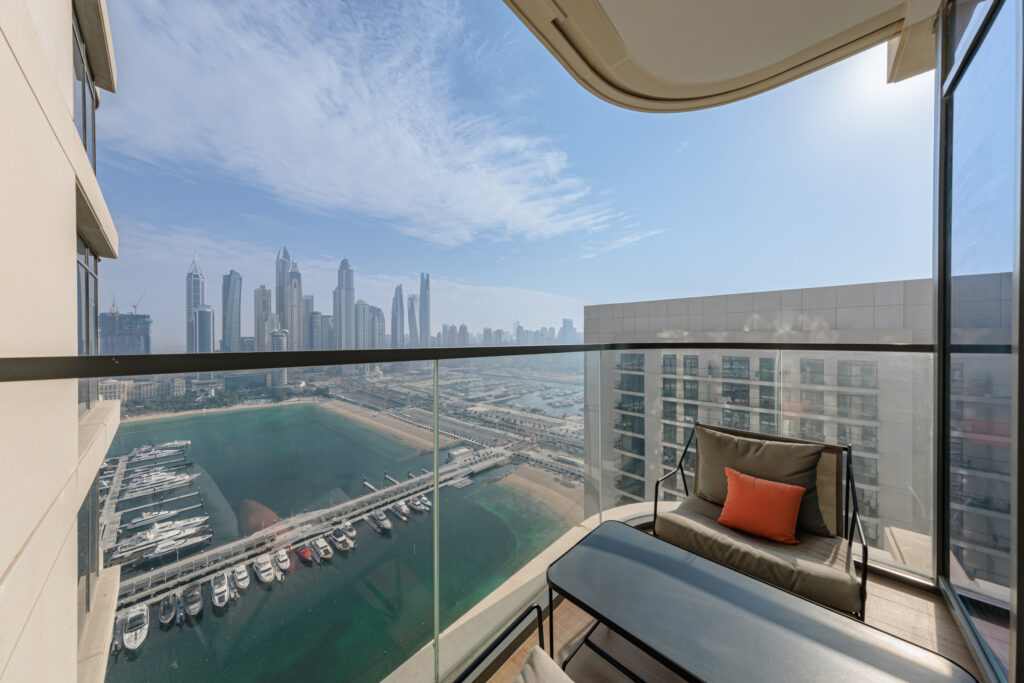 Coastal Retreat | Beach at Your Doorstep | Vast