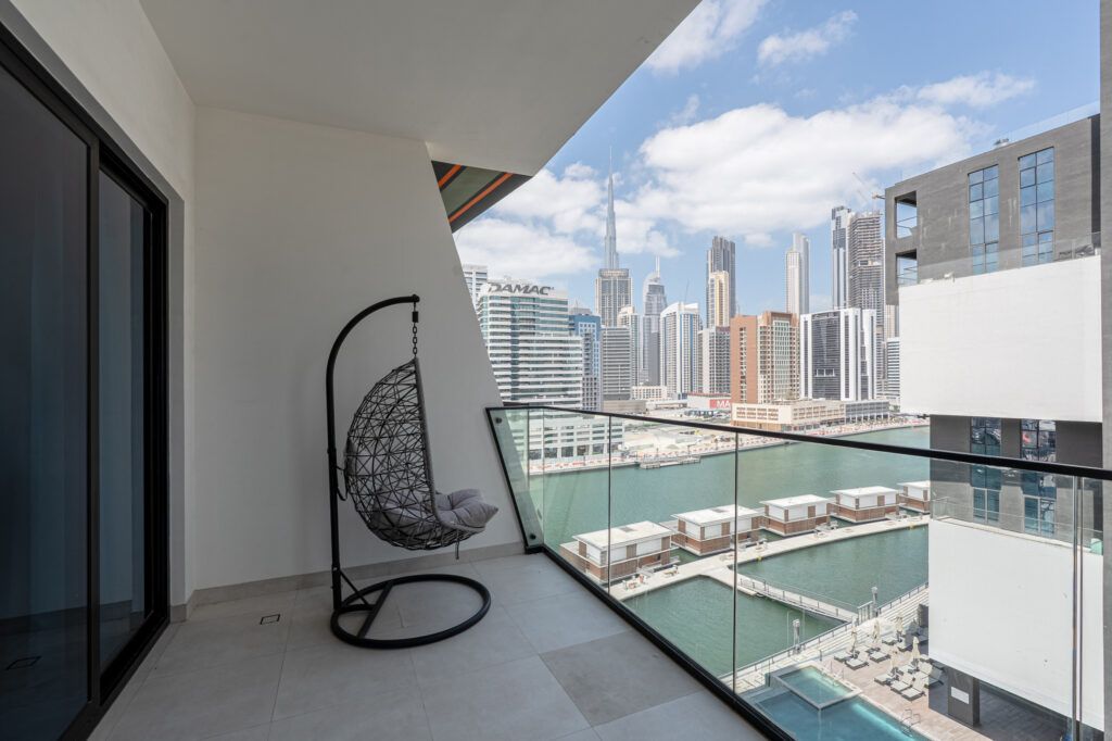 Canal and Burj Khalifa View | Sleeps 4 | Modern