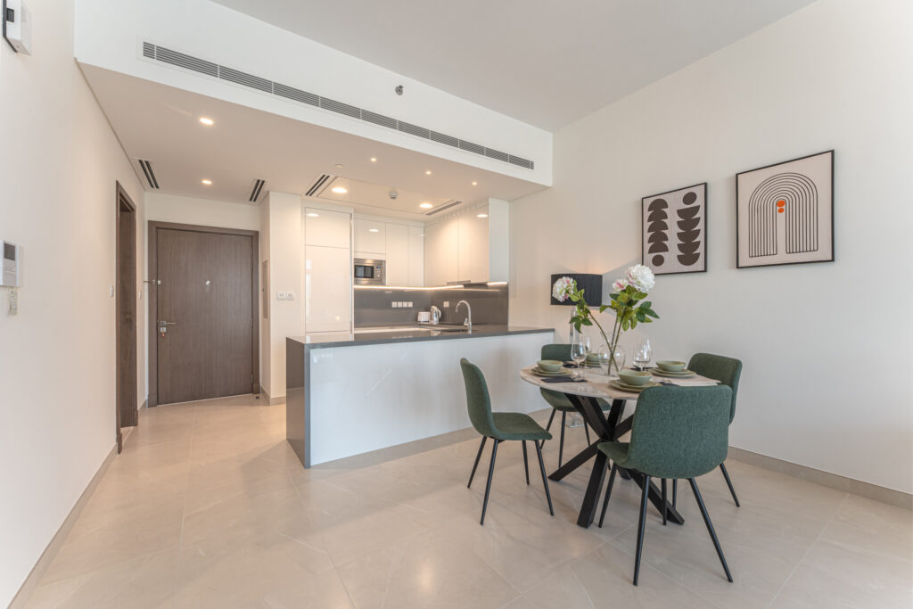 Burj Khalifa Views | Spacious | Prime Dubai Stay
