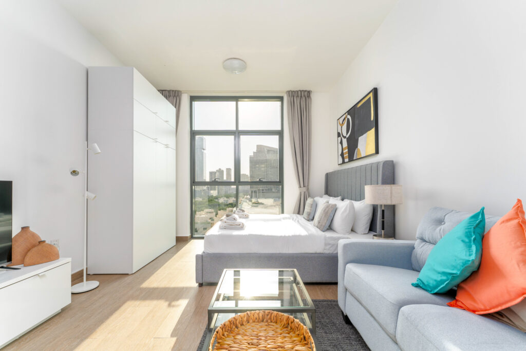 Bright | Spacious Studio | Great Facilities