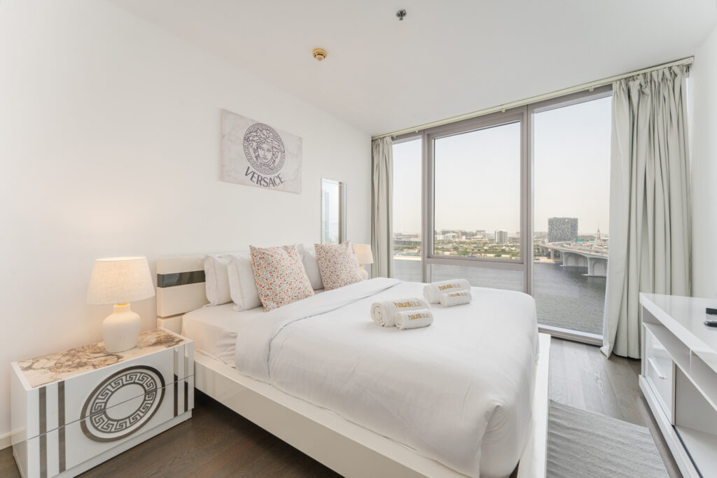 Creek Views | Iconic D1 Tower | Hotel Facilities
