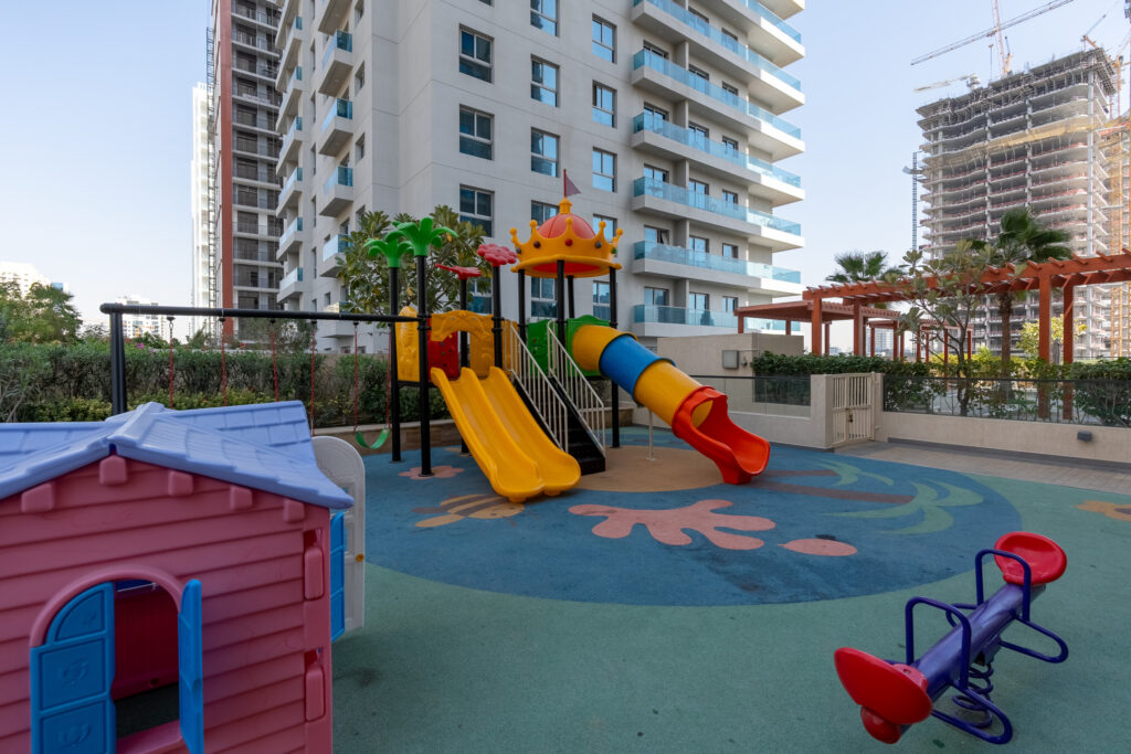 High Floor | Spacious | Near Parks