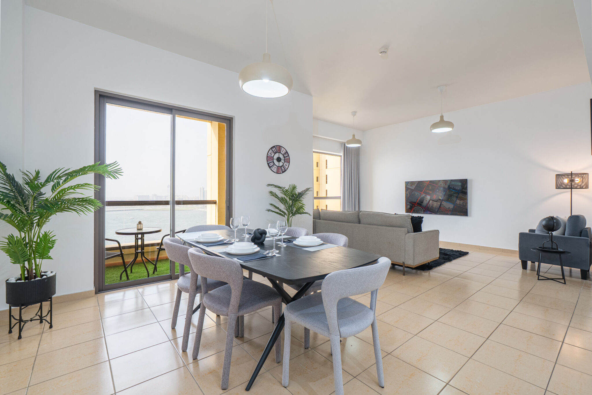 Steps to Beach | Sea View | Perfect Family Stay