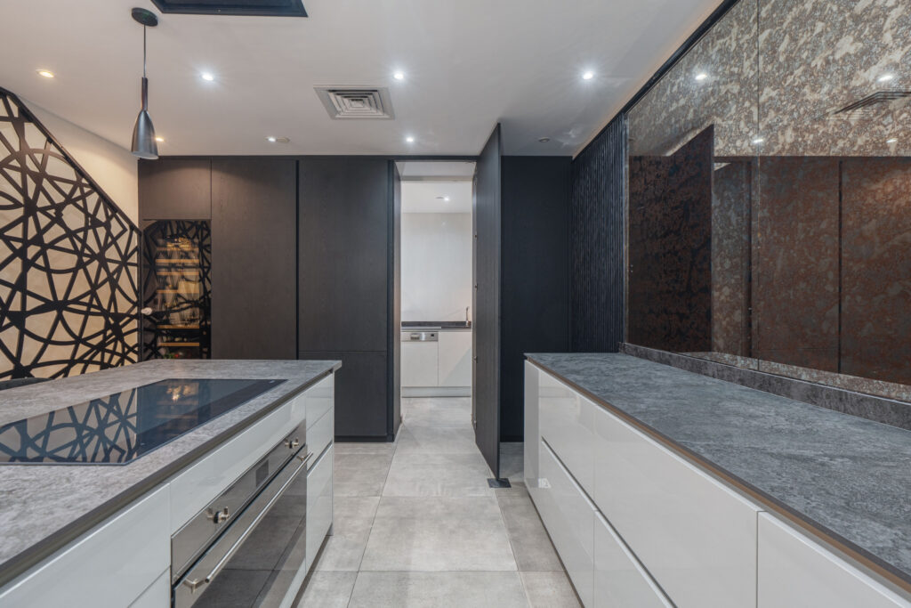 Luxurious | Direct Beach Access | Full Upgraded