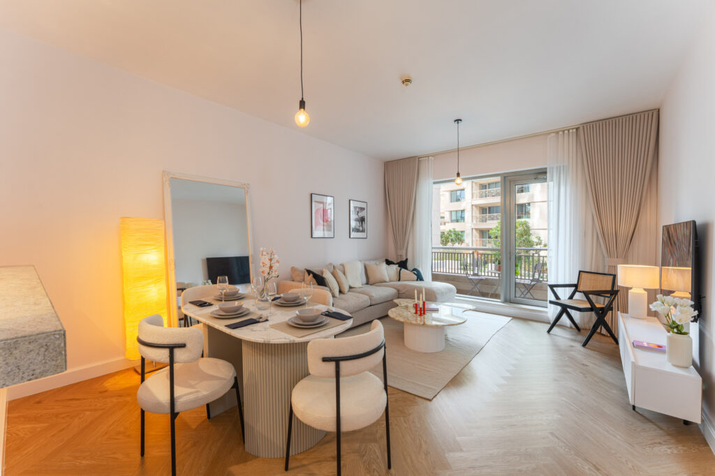 City Charm | Stunning Burj Khalifa Backdrop