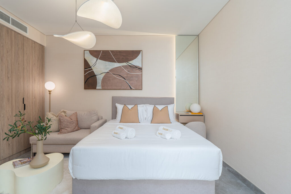 Charming Canal View | Stylish Brand-New Studio