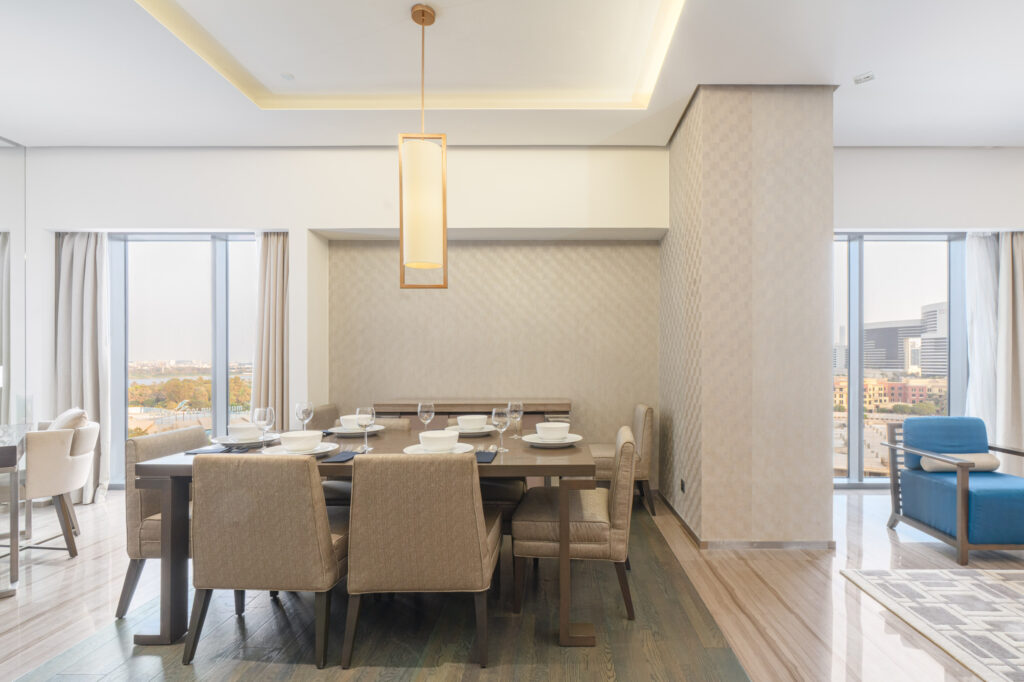 Close to Creek Park | Spacious | Hotel Facilities