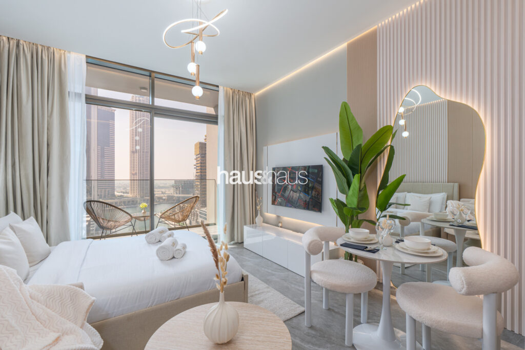 Elegant Canal-Facing Studio | Newly Furnished