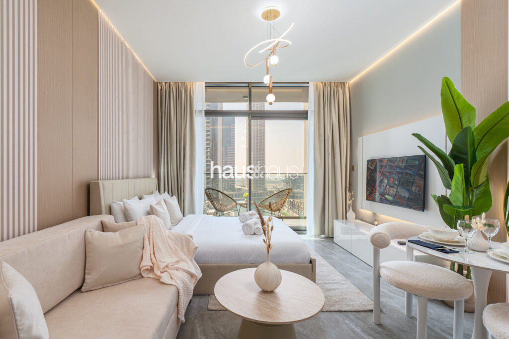 Elegant Canal-Facing Studio | Newly Furnished