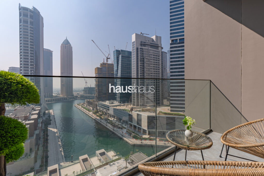 Elegant Canal-Facing Studio | Newly Furnished