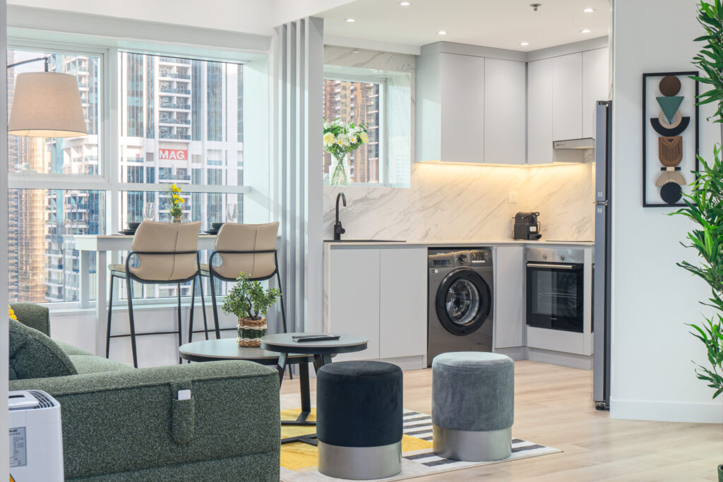 Lakefront Living | Stunning Community | Equipped