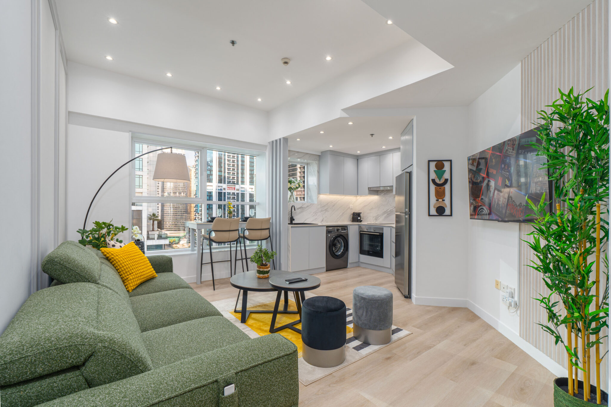 Lakefront Living | Stunning Community | Equipped