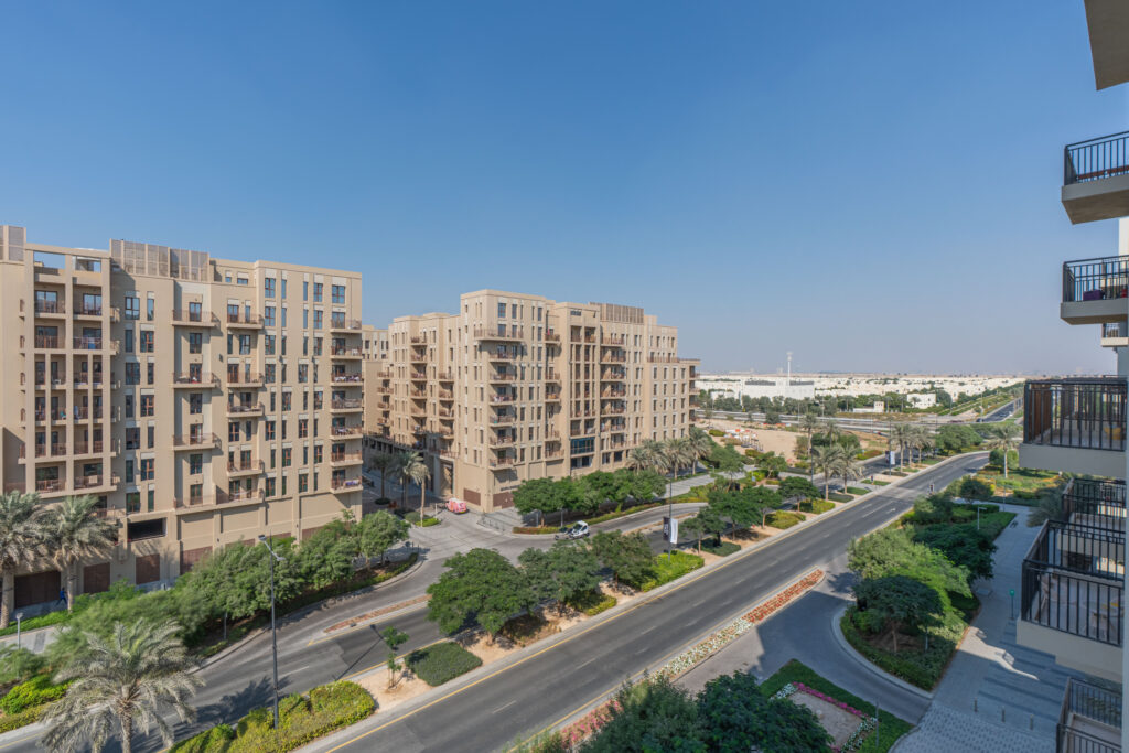 Peaceful Community | Modern | Best for Family