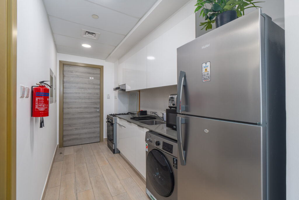 Bright Studio | Modern Facilities | Near Park