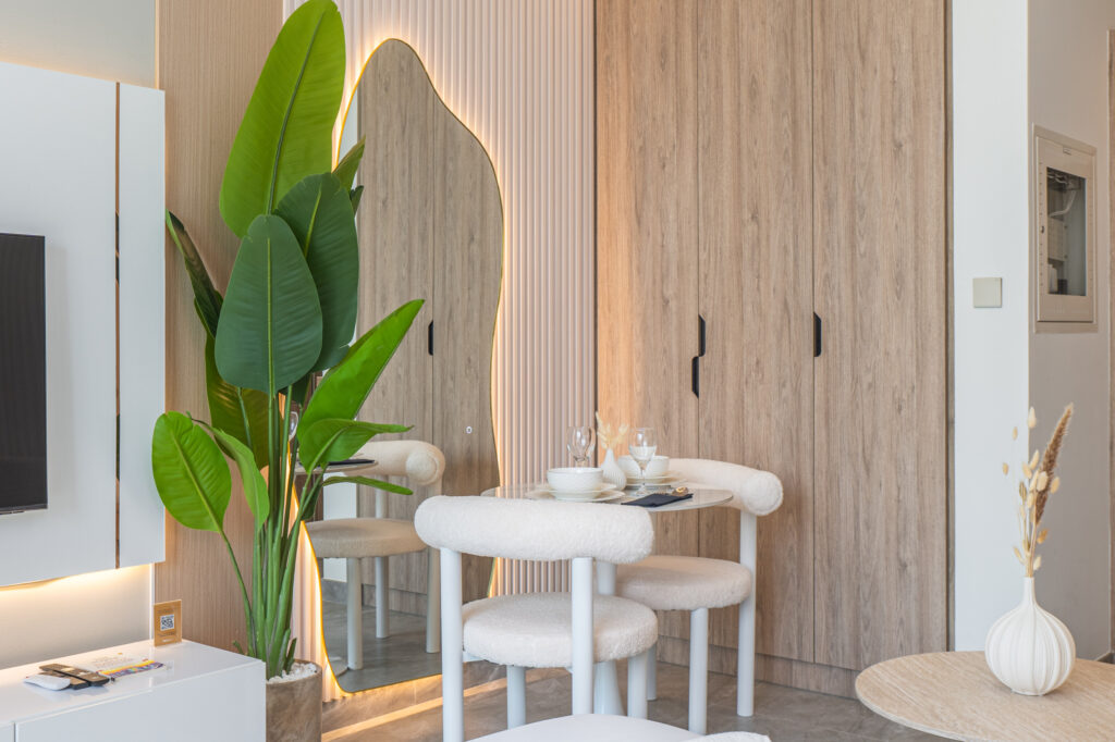 Elegant Canal-Facing Studio | Newly Furnished