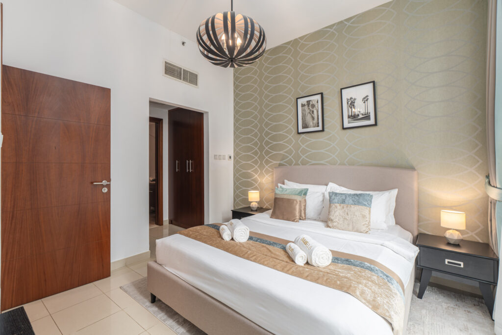 High-Floor Living | Pool View | Steps from Burj Khalifa