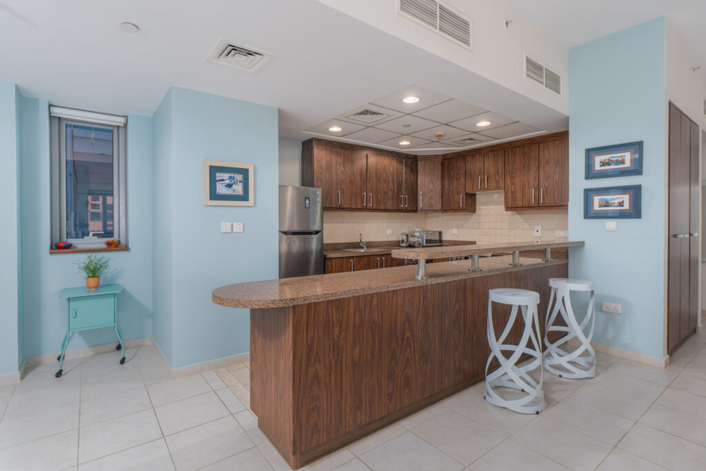 Unique Spacious Studio | Near to Mall | Business Hub