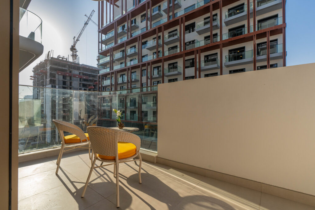 Contemporary 1BR | Smart Home | Brand New