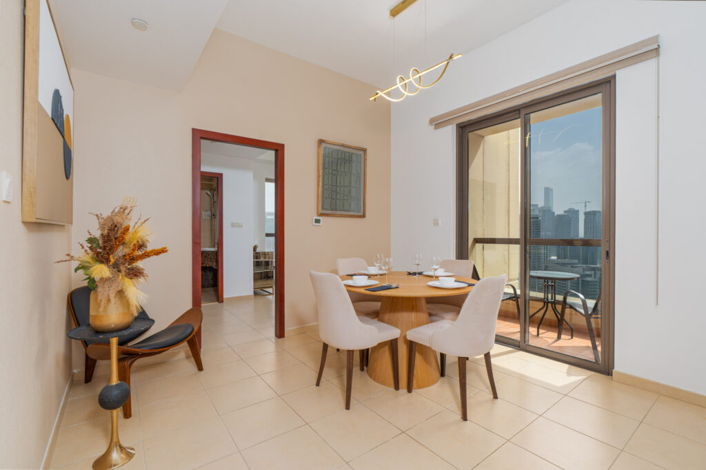 Spacious | Few Steps from Beach and Marina Walk