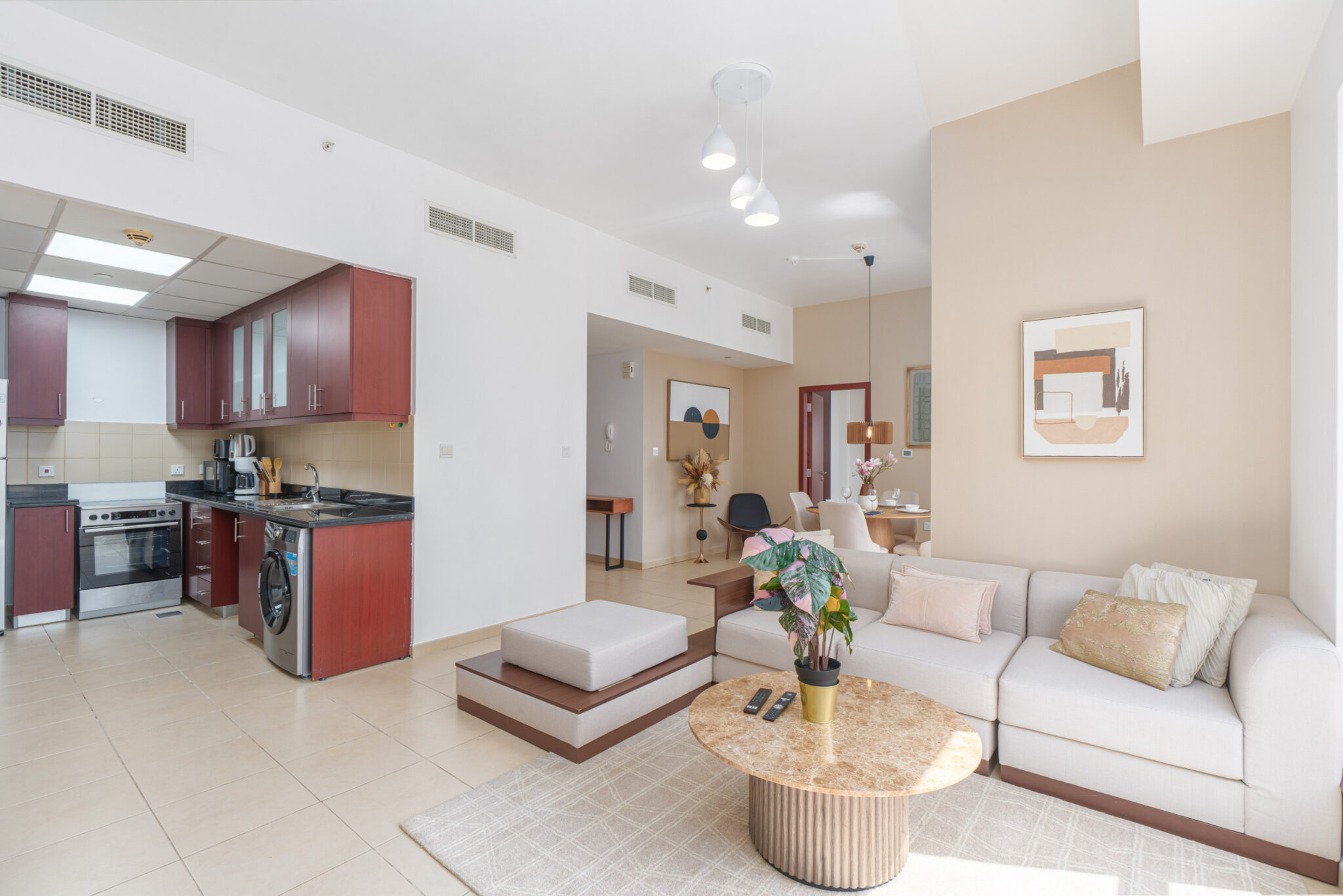 Spacious | Few Steps from Beach and Marina Walk
