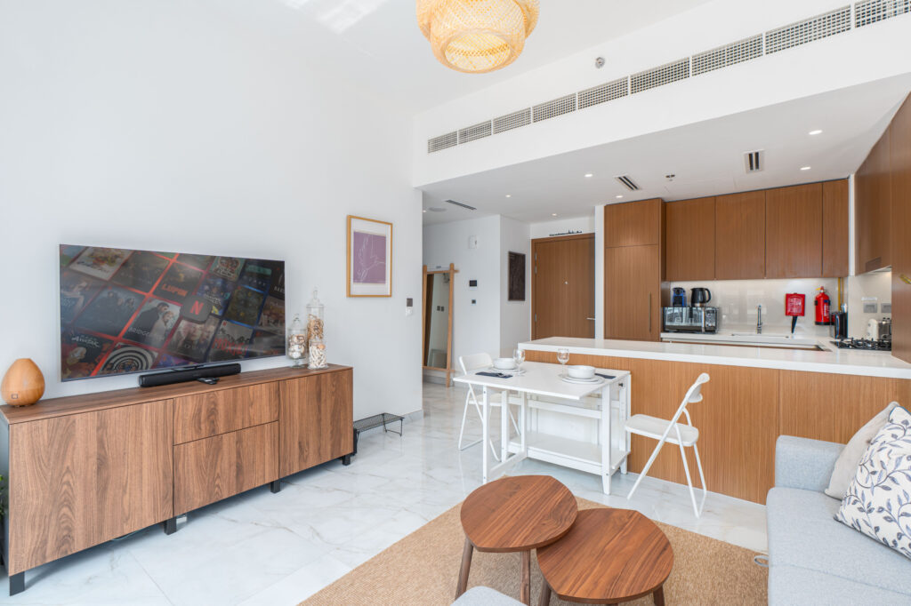 Fully Equipped 1BR | Cosy Living | Pool View