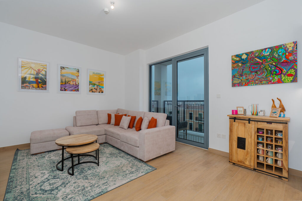 Chic | Fully Equipped | Waterfront Community