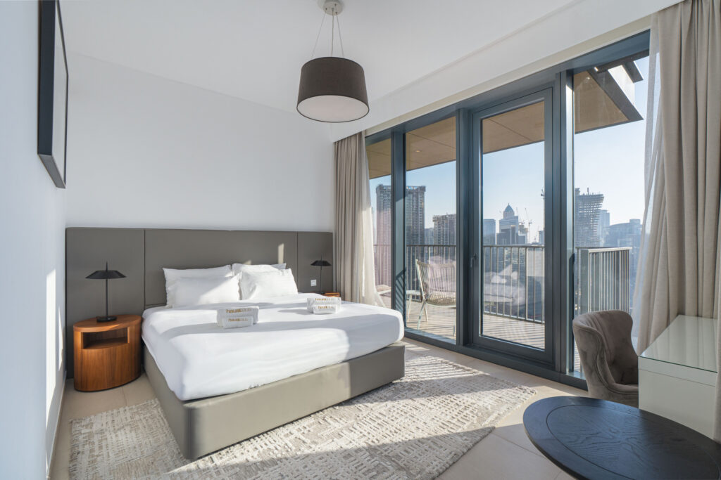 Bright & Spacious 2BR | Prime Downtown Location