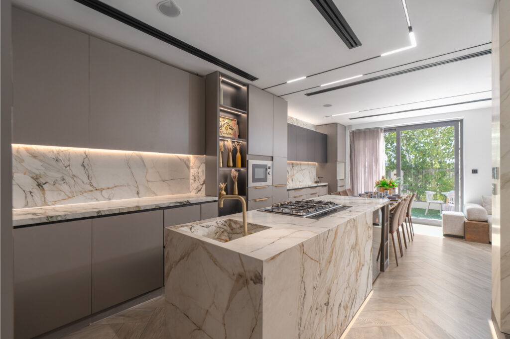 Premium 4BR Modern Townhouse | Upgraded & Stylish Interiors