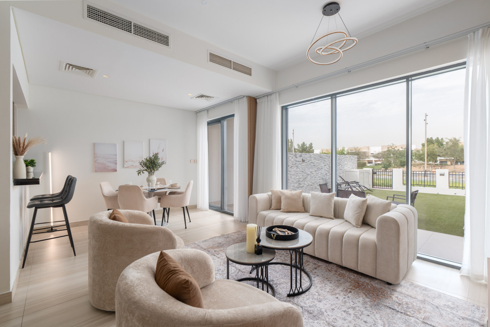 Stylish Golf Community Living | 4BR