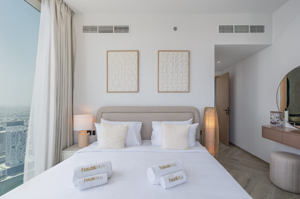 Beautiful Canal & Burj Khalifa View | Luxurious 2BR