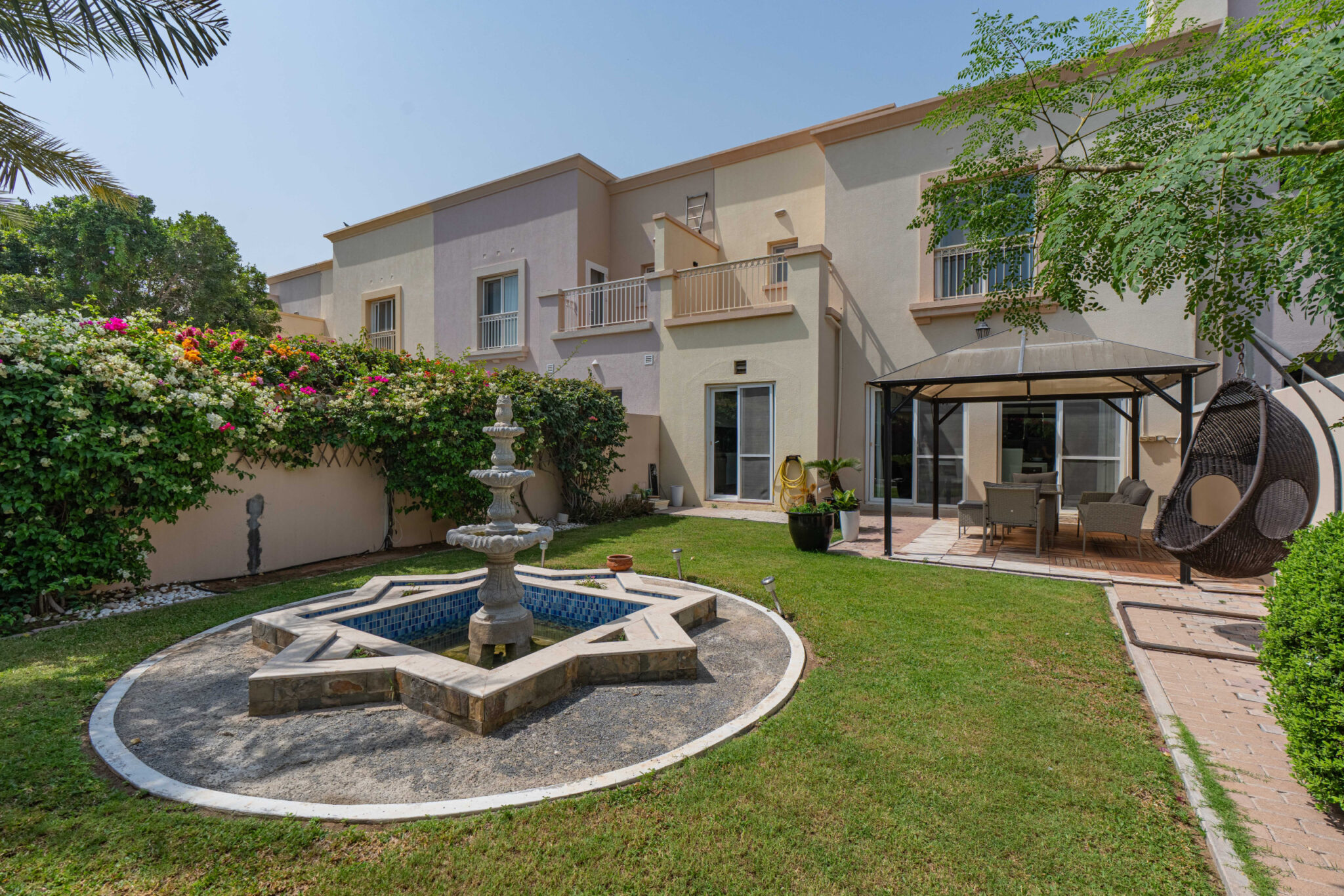 Tranquil Community | Sleeps 8 | Best for Families