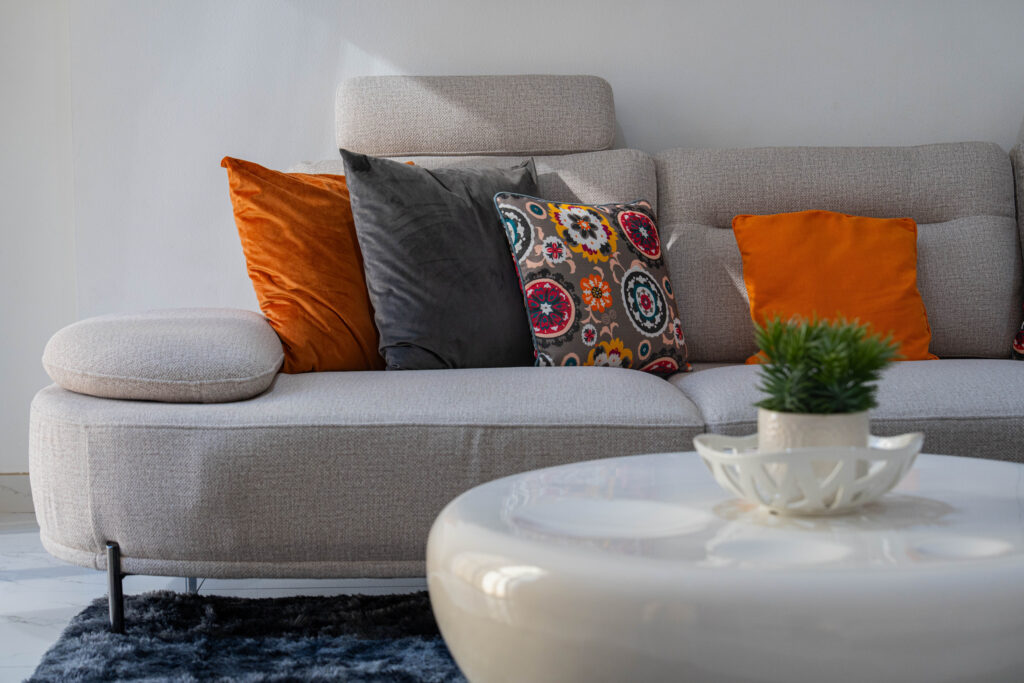 Spacious Studio | Steps from Beach | Vibrant Living