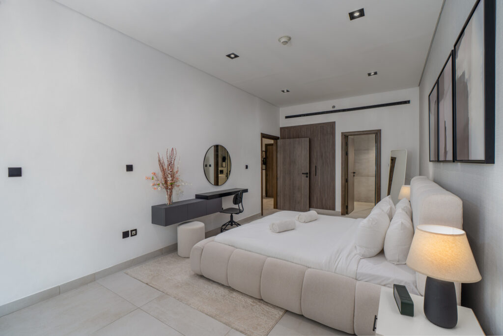 Sophisticated 1 BR | New Furniture | Deluxe