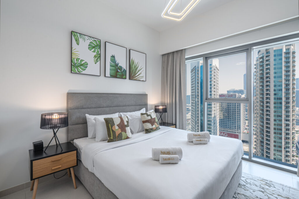 Near Burj Khalifa | Contemporary | Central