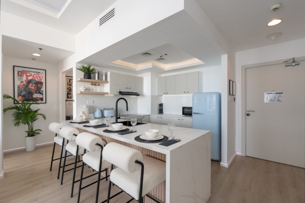 Prime Location | High Floor | Sea View