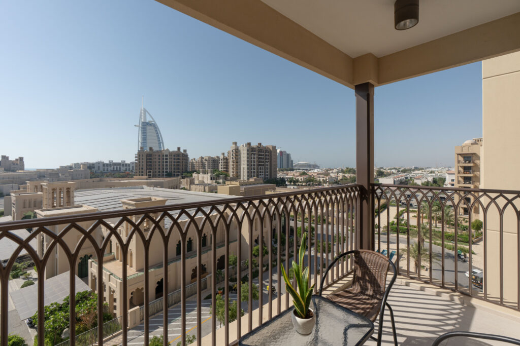 Burj Al Arab View | Inviting 1BR | Great Community