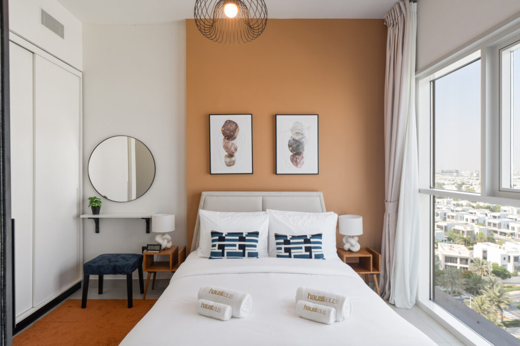 Chic Stay | Beautiful Facilities and Neighbourhood