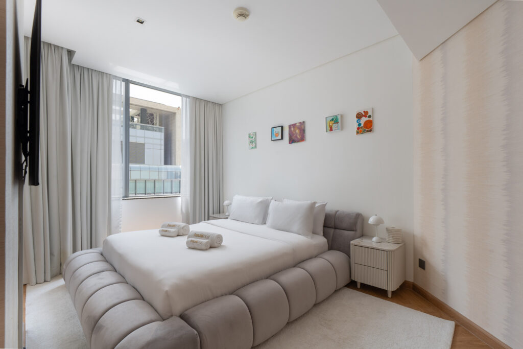Contemporary 2BR | Central | Fully Equipped