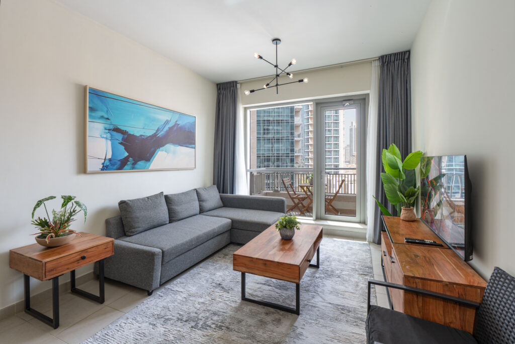 Central | Fully Equipped 1BR | City Views