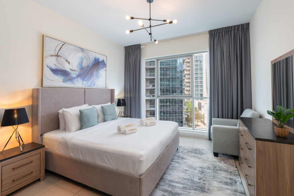 Central | Fully Equipped 1BR | City Views