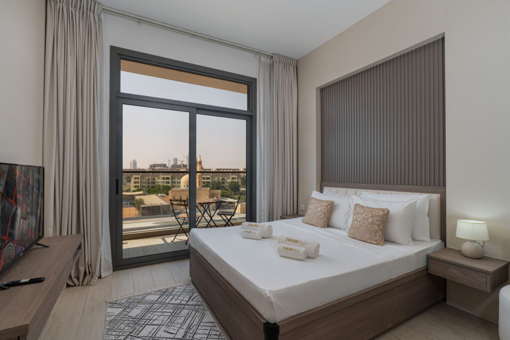 Fully Equipped and Cosy Studio | Modern Facilities