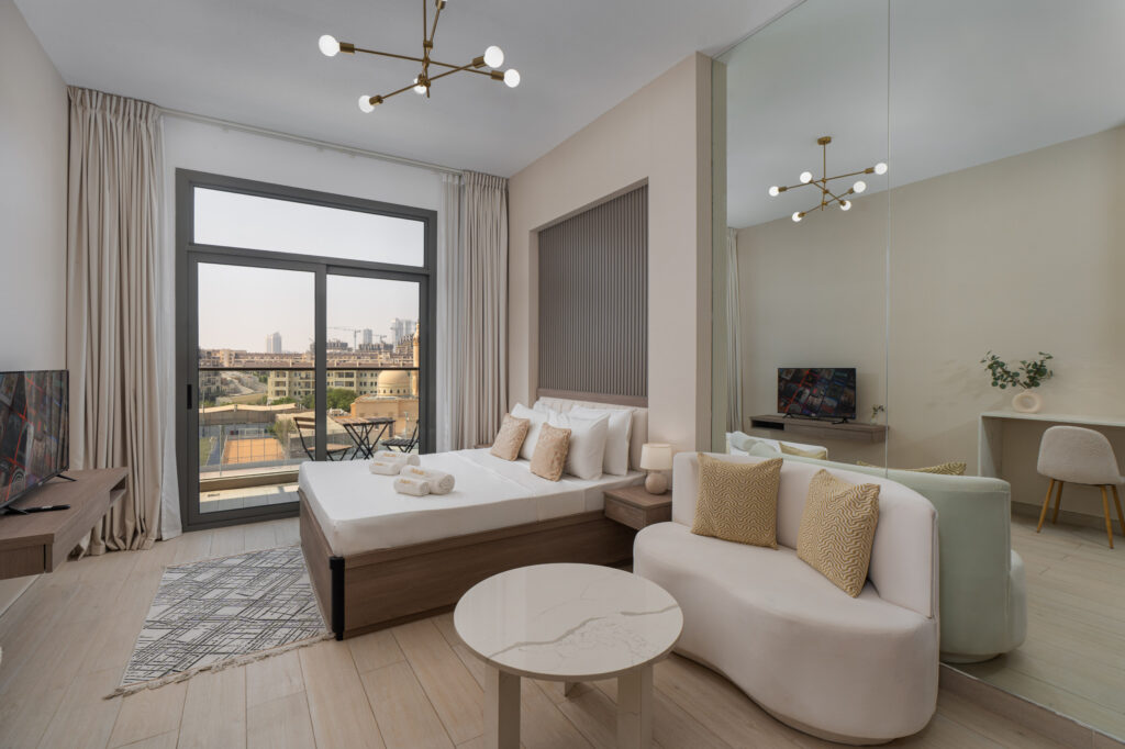 Fully Equipped and Cosy Studio | Modern Facilities