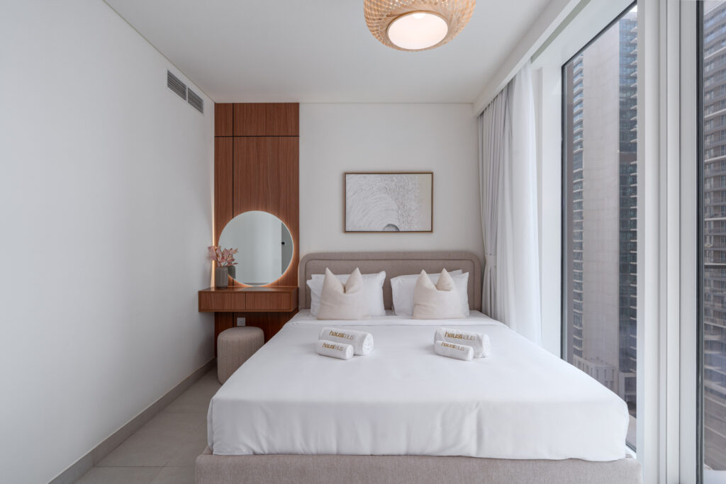 Harbour Views | Newly Furnished | Sophisticated 2BR
