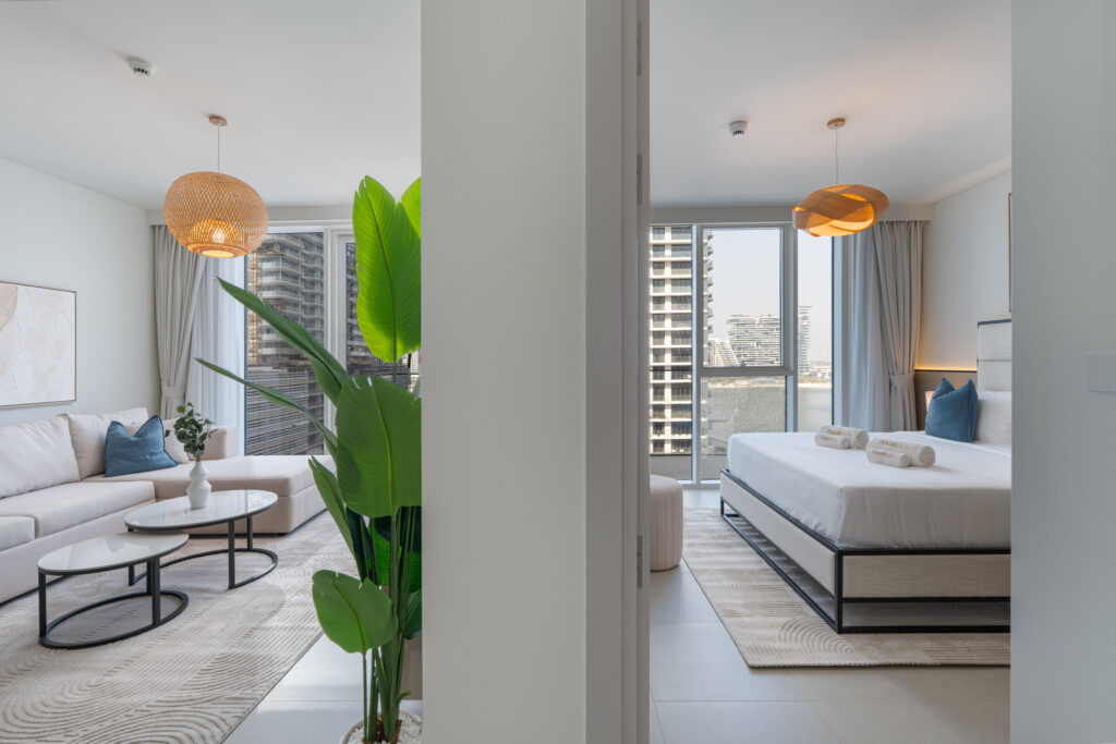 Luxurious Ambience | Newly Furnished | Beach Access