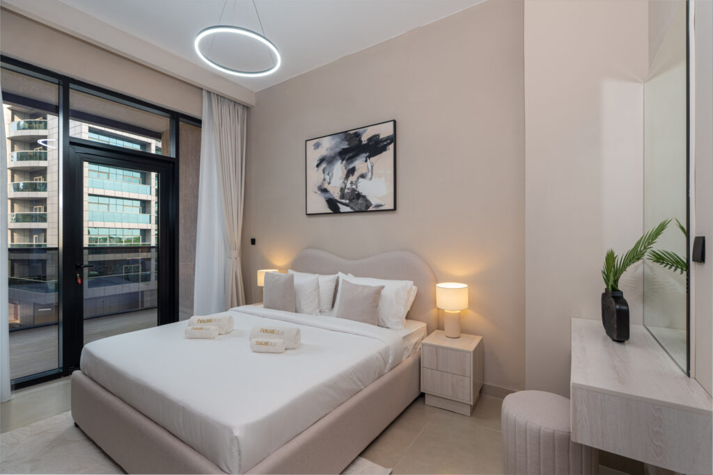 Large 1BR | Newly Furnished | Facilities View