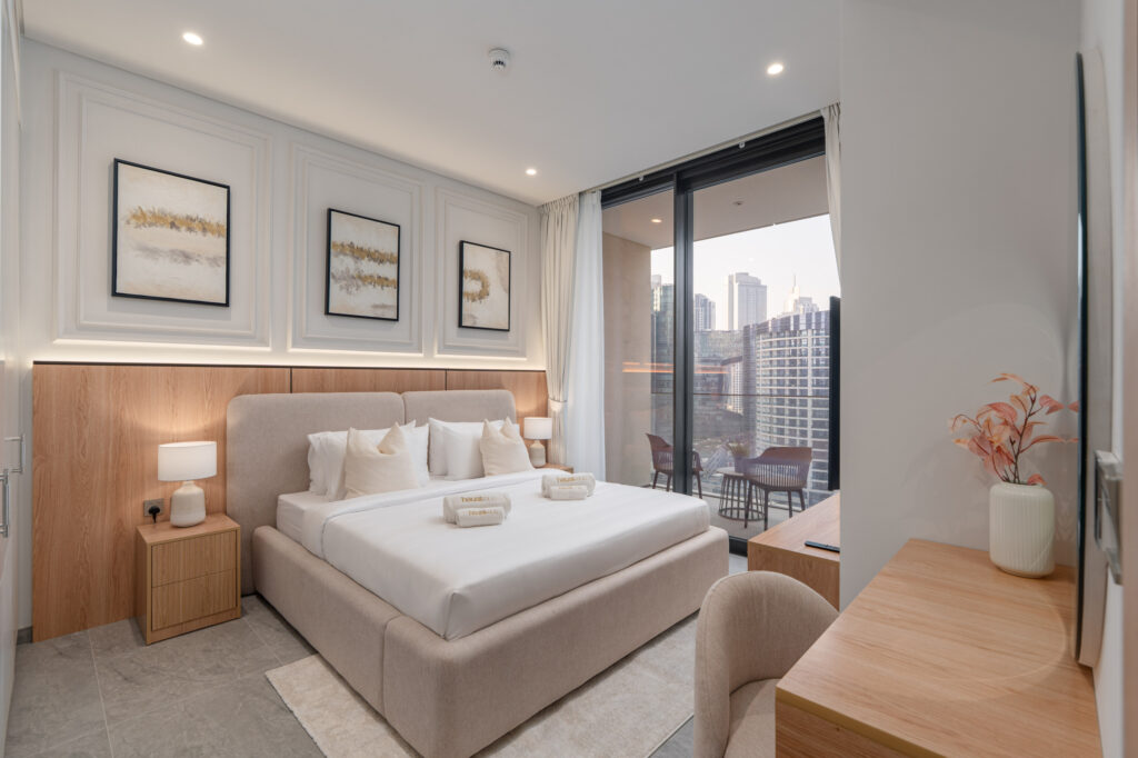 Brand New 3BR | Burj Khalifa View | Luxurious